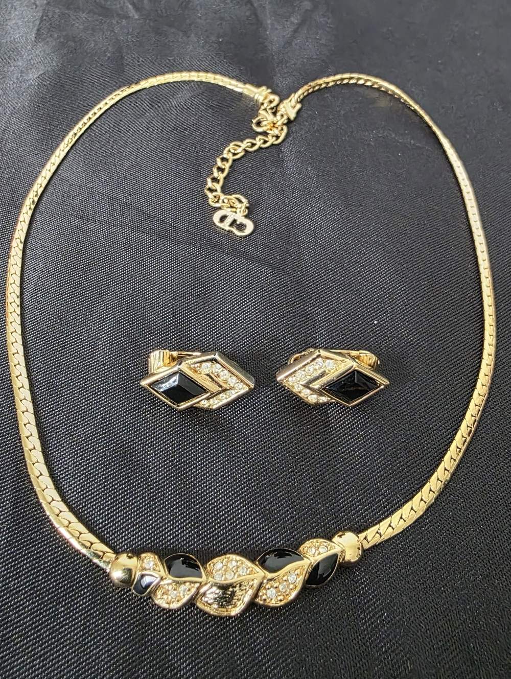 Auth Dior Enamel Rhinestone Necklace And Clipon Gold Stud Earrings - Picture 3 of 14